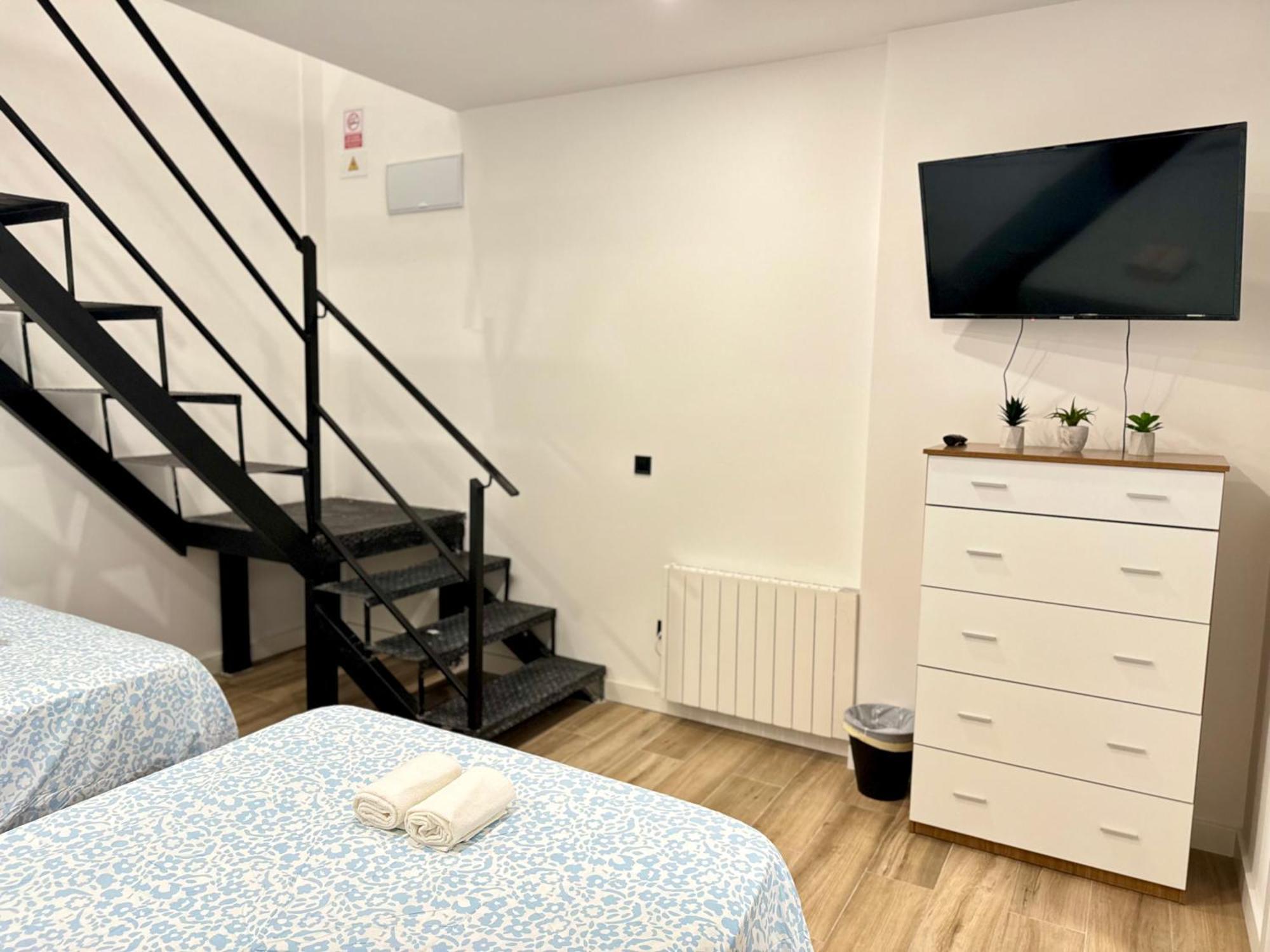 Apartamentos Castillejos Madrid Dış mekan fotoğraf